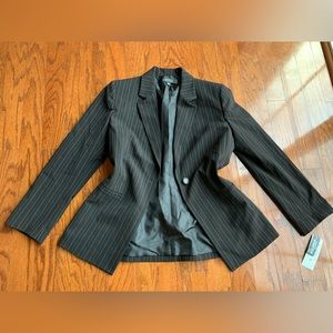Kasper Women’s Strip Brown Blazer